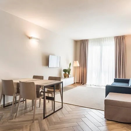 La And Bed & Breakfast 3*