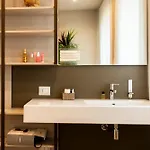 Bed & Breakfast La And 4*
