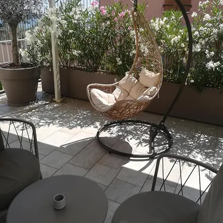 La And Couette-café Moniga del Garda