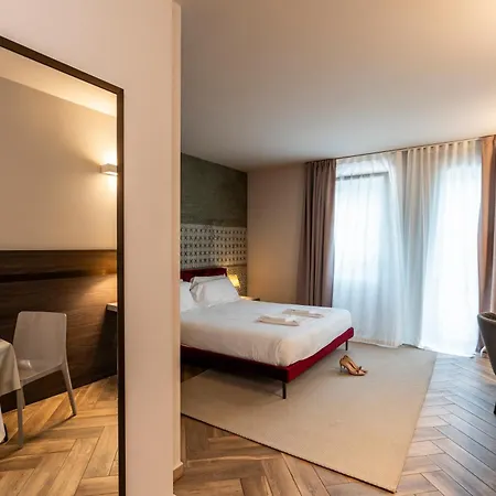 Couette-café La And 3*