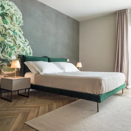 La And Bed & Breakfast